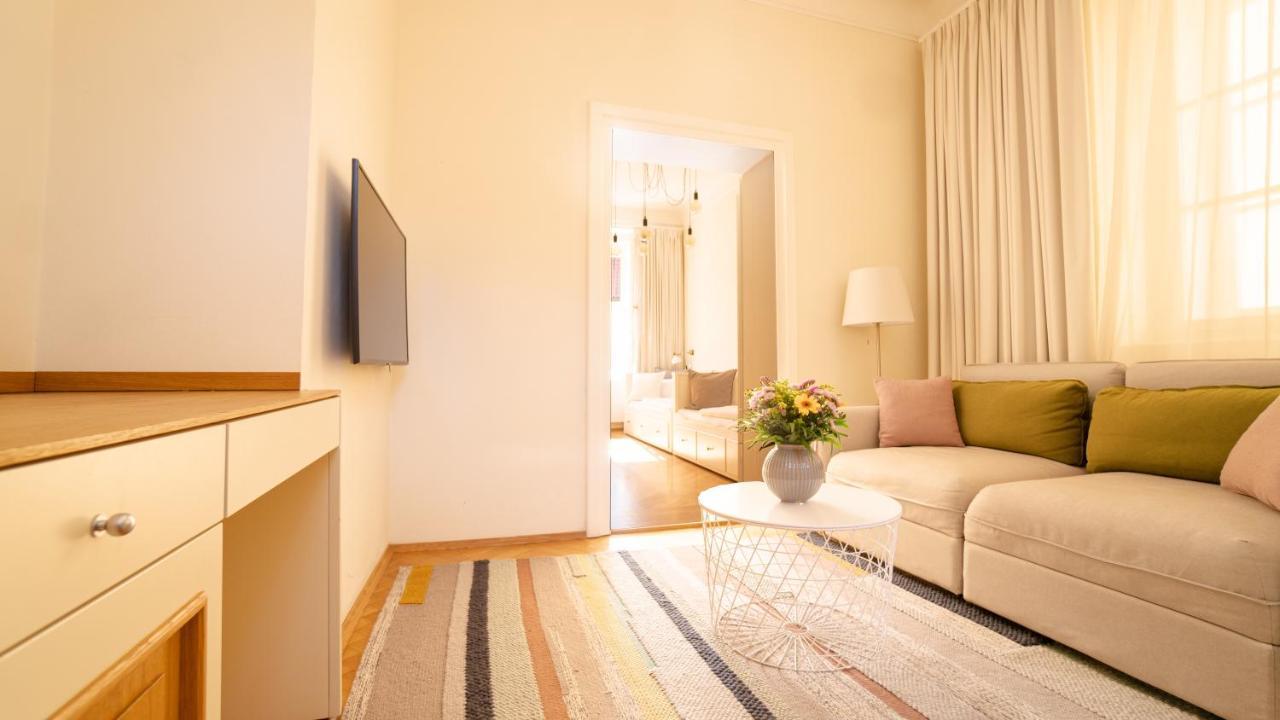 Residence Dvorak Прага Екстериор снимка
